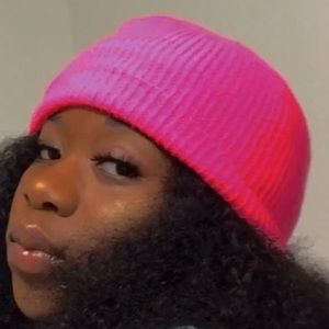 Meet your Posher, Ami